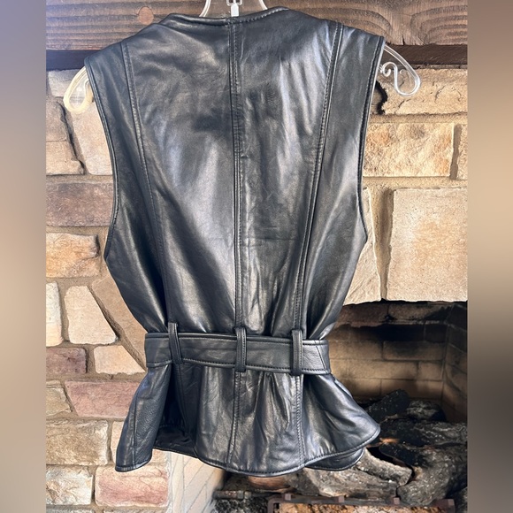 Mix It Black Leather Vest with Belt Medium - Picture 3 of 5